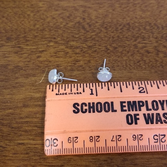 Oval rainbow moonstone earrings - Picture 4 of 6